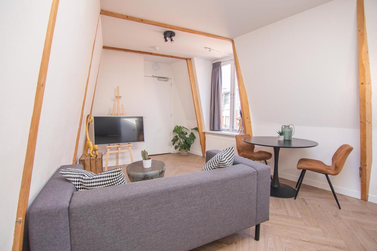 Appartement In Binnenstad/Centrum Van ลีวาร์เดิน ภายนอก รูปภาพ